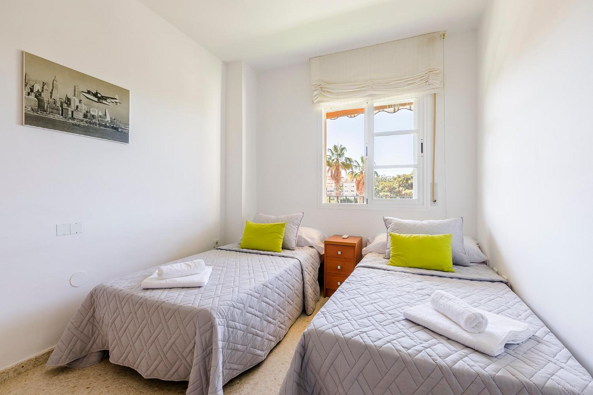 Home Olimpo Torre Del Mar Exterior photo